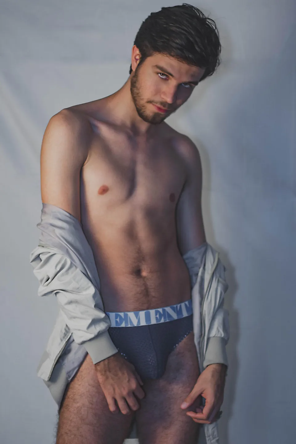 Es - Photo #34945