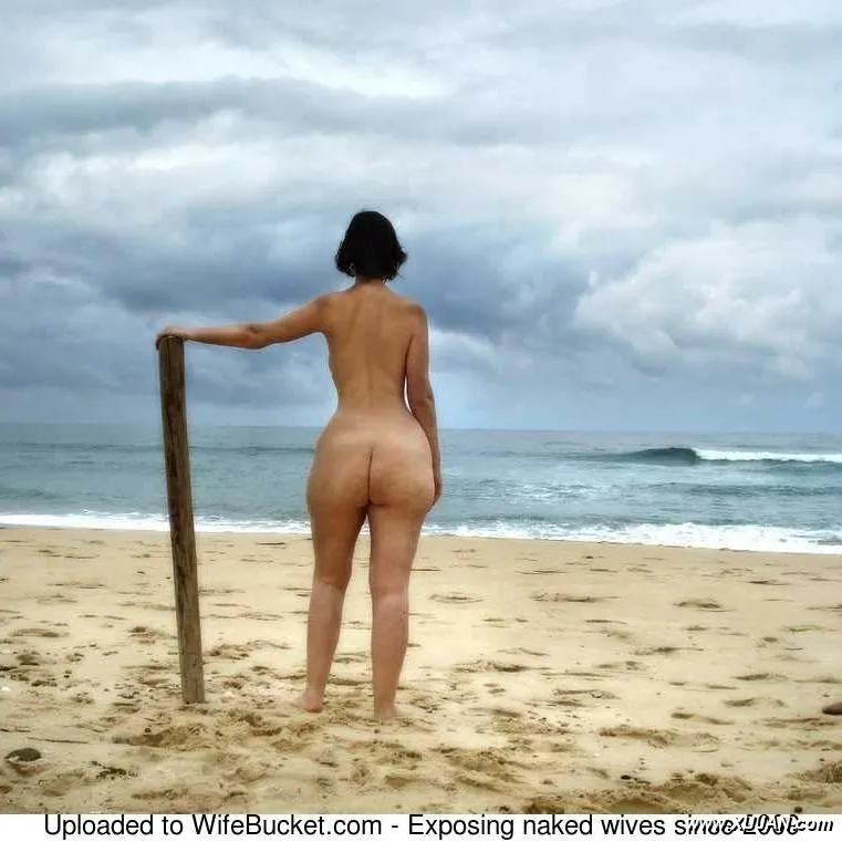 wide hips sluts does public nudity - Photo #45022