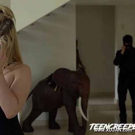 Teen Creeper  Goldie Glock - Photo #46584