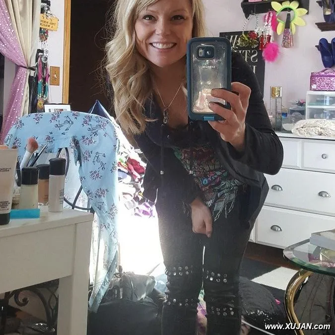 Madden Mirror Selfies - Photo #58616