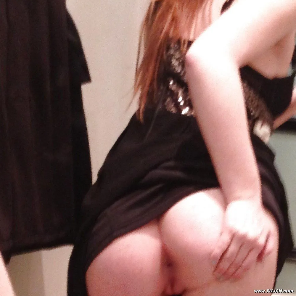 Nude selfies from this redhead MILF - Photo #59936