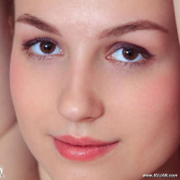 Hotty gets totally naked