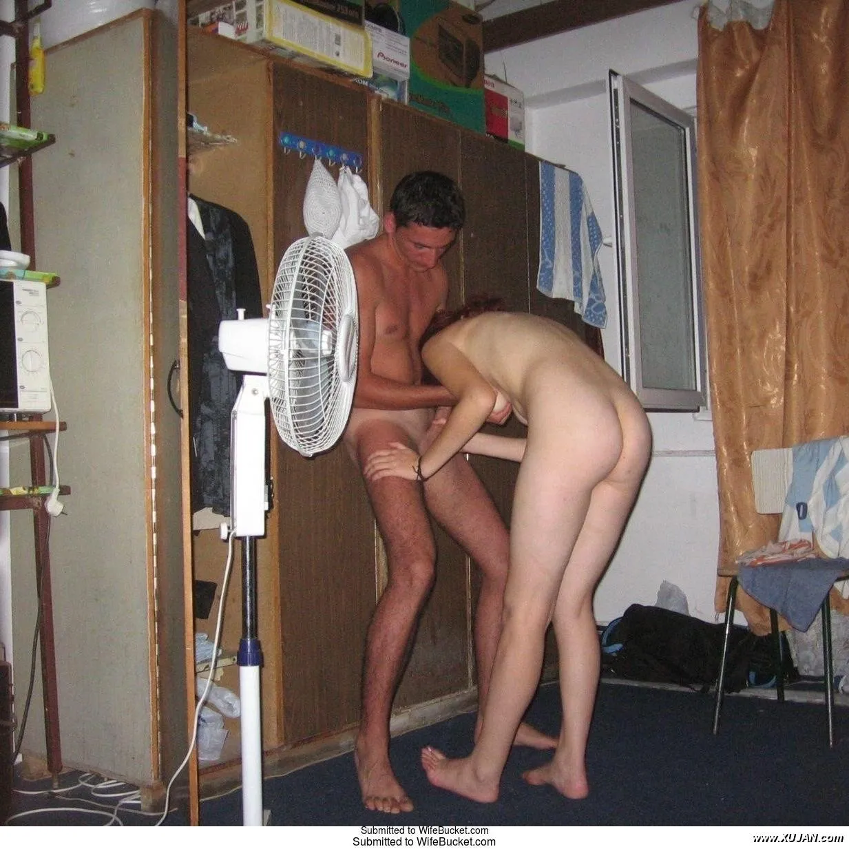 Construction workers gangbanging a slut - Photo #68212