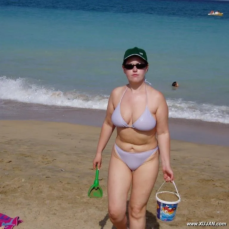 Mature wife naked and exposed - Photo #73308