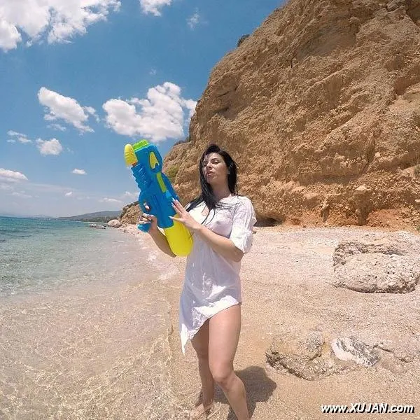 Summertime Lesbian Loving - Photo #77810