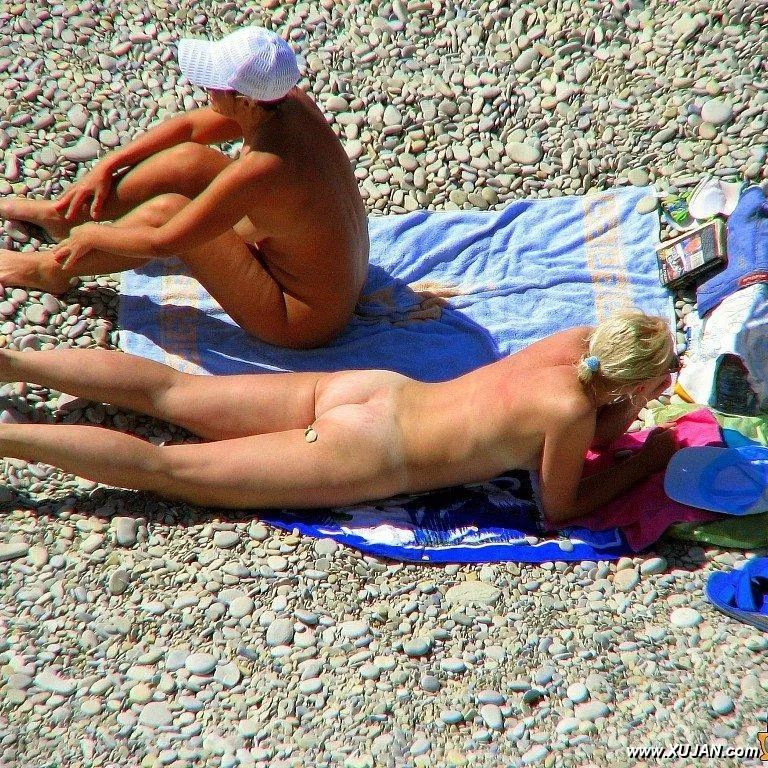 Two hot busty Milfs relax in the sun - Photo #92464