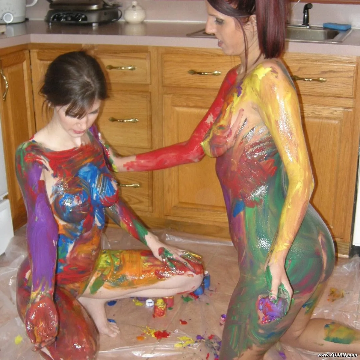 Indigo and Lavender playing in paint - Photo #94294