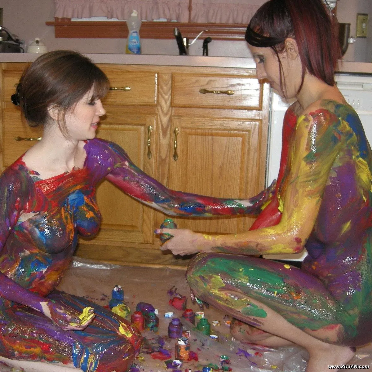 Indigo and Lavender playing in paint - Photo #94300