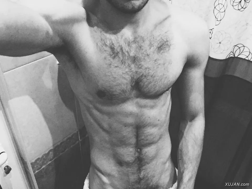 21 year old Armenian guy - Photo #9736