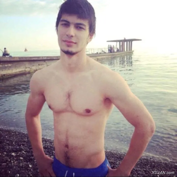 Russian Guy - Photo #15597