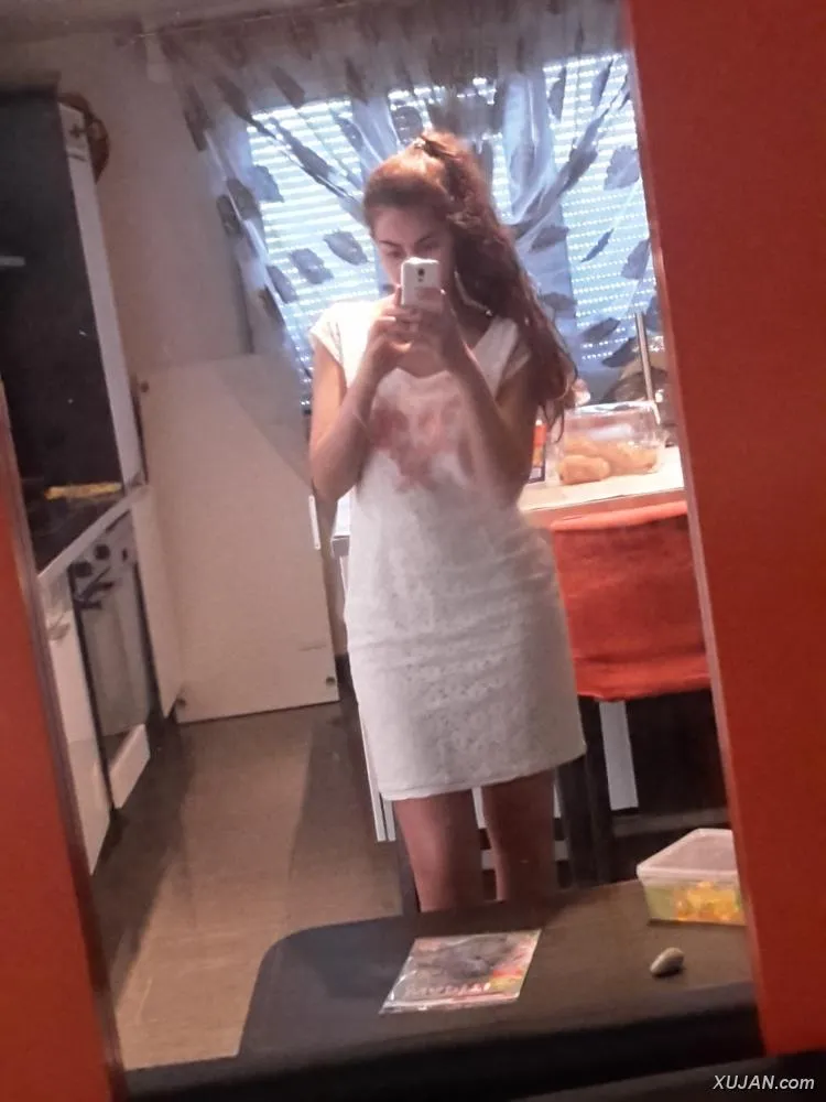 Amalia - Photo #16657