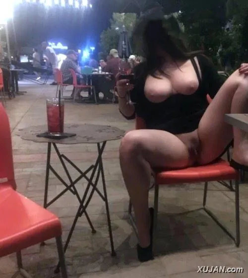 В центре Еревана в кафе - Photo #18585