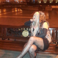 В центре Еревана в кафе
