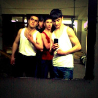 I love hot men (I am in one of the photos)
