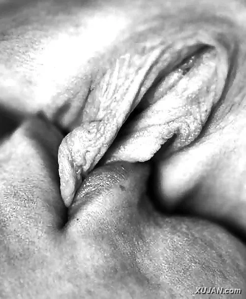 BLACK & WHITE - Photo #23208