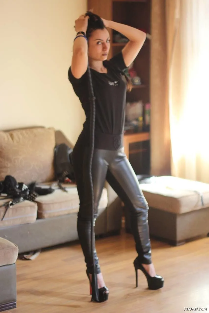 kara - Photo #24496