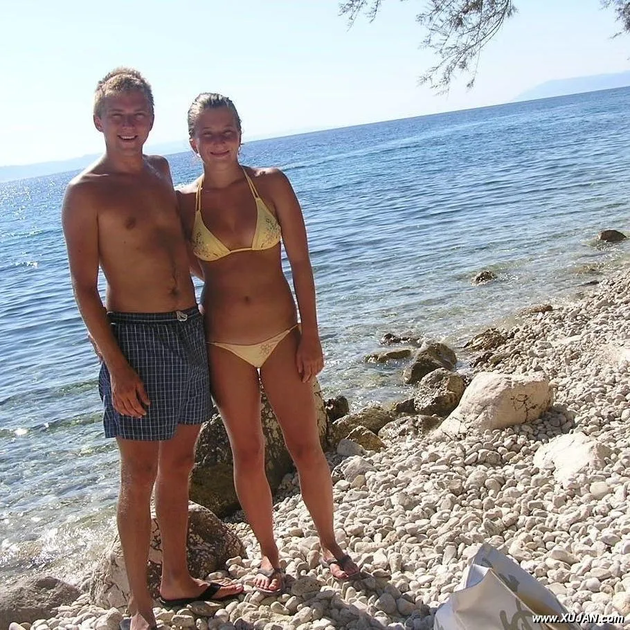 Young nudist couple posing outdoors - Photo #99867