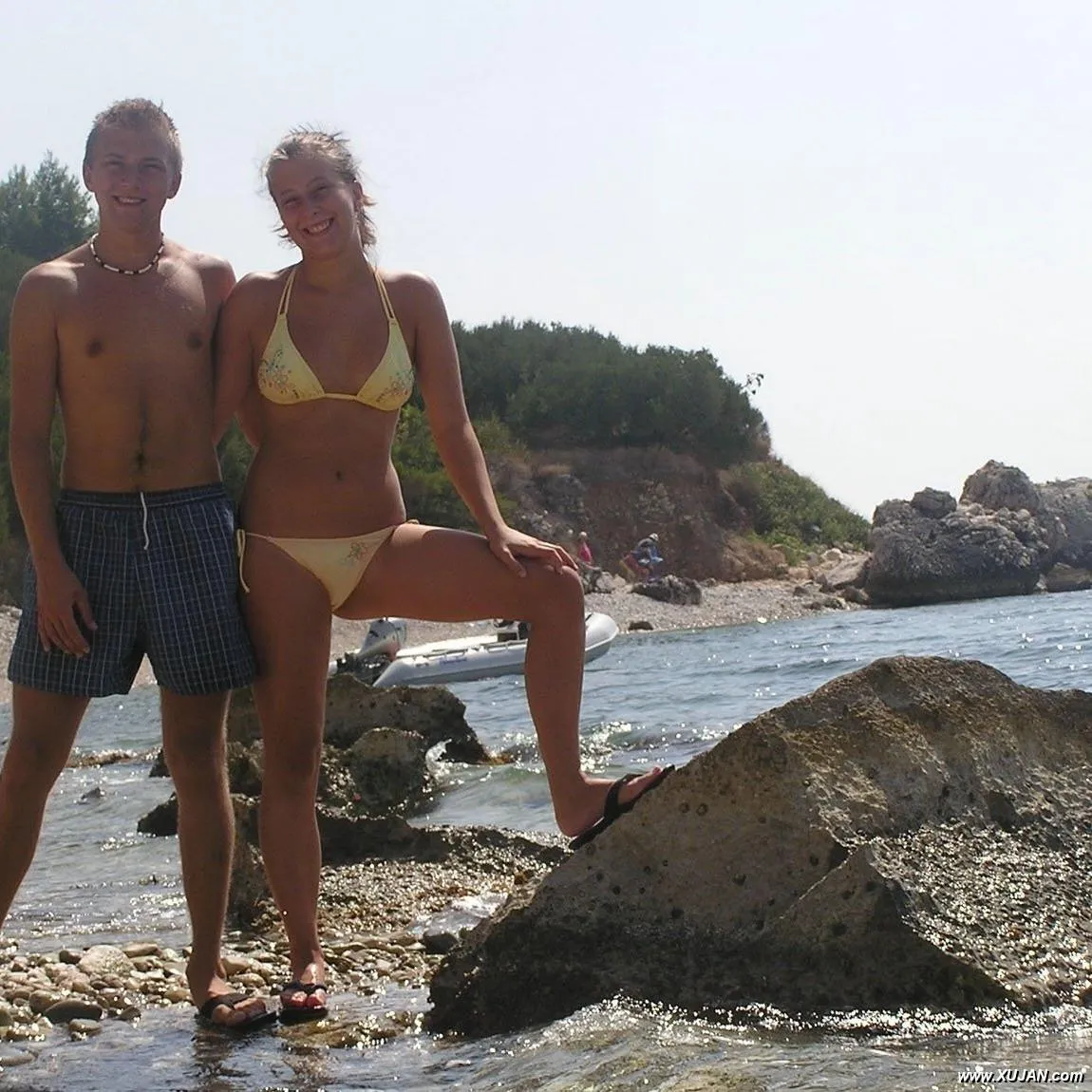 Young nudist couple posing outdoors - Photo #99871