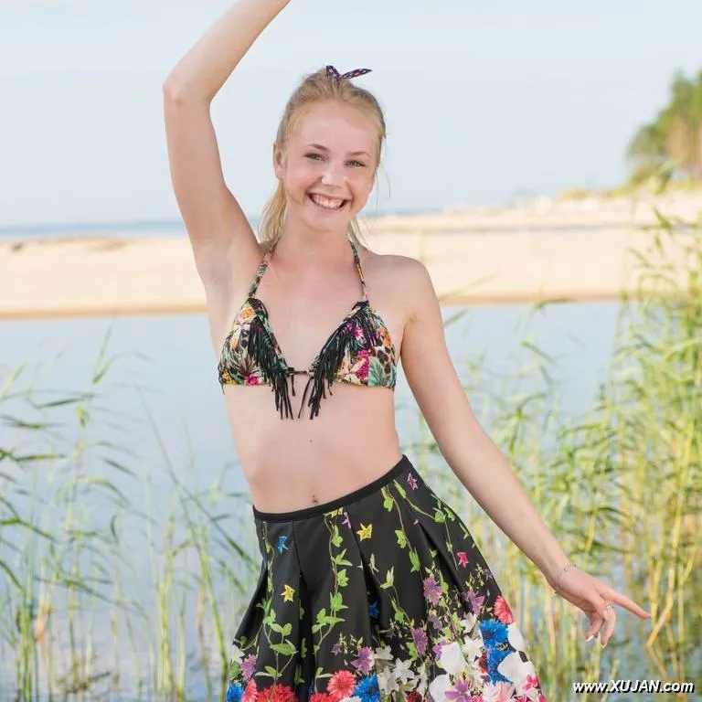 Adorable sporty chick - Photo #101164