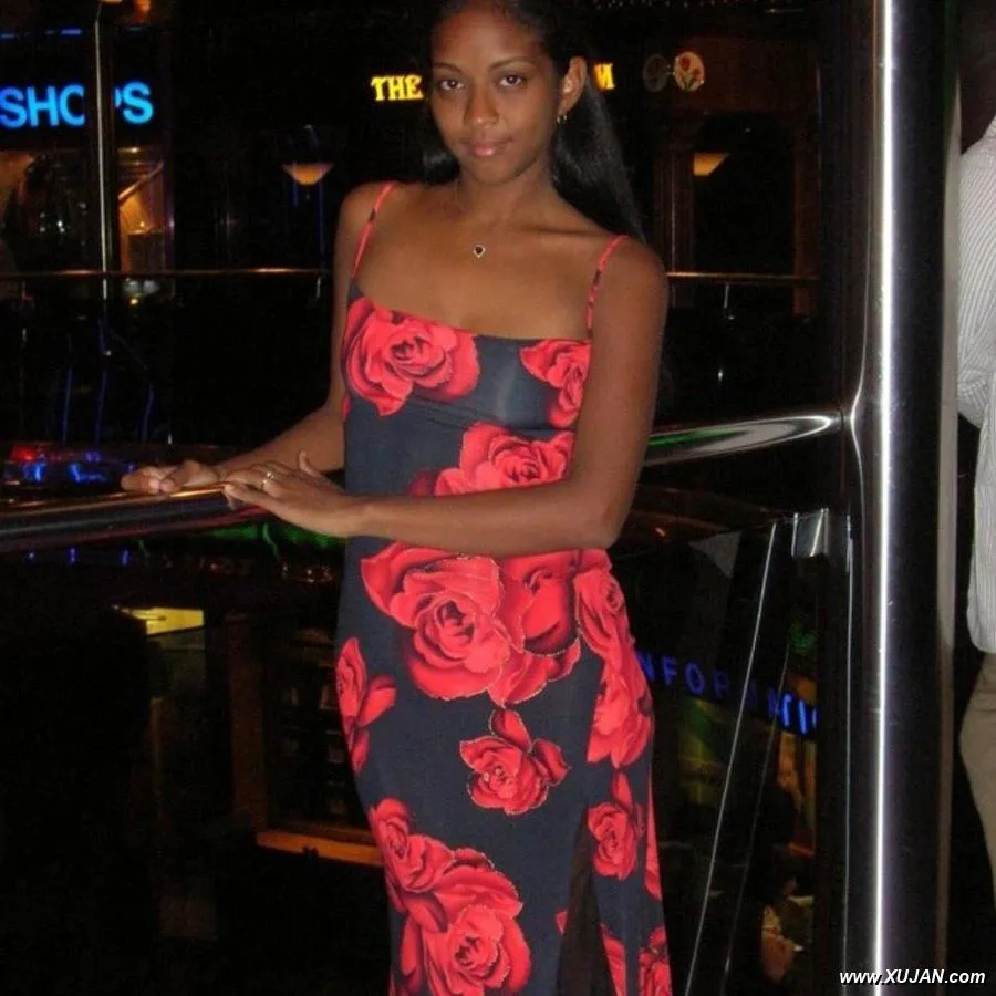 ebony cutie deeply penetrated - Photo #104653