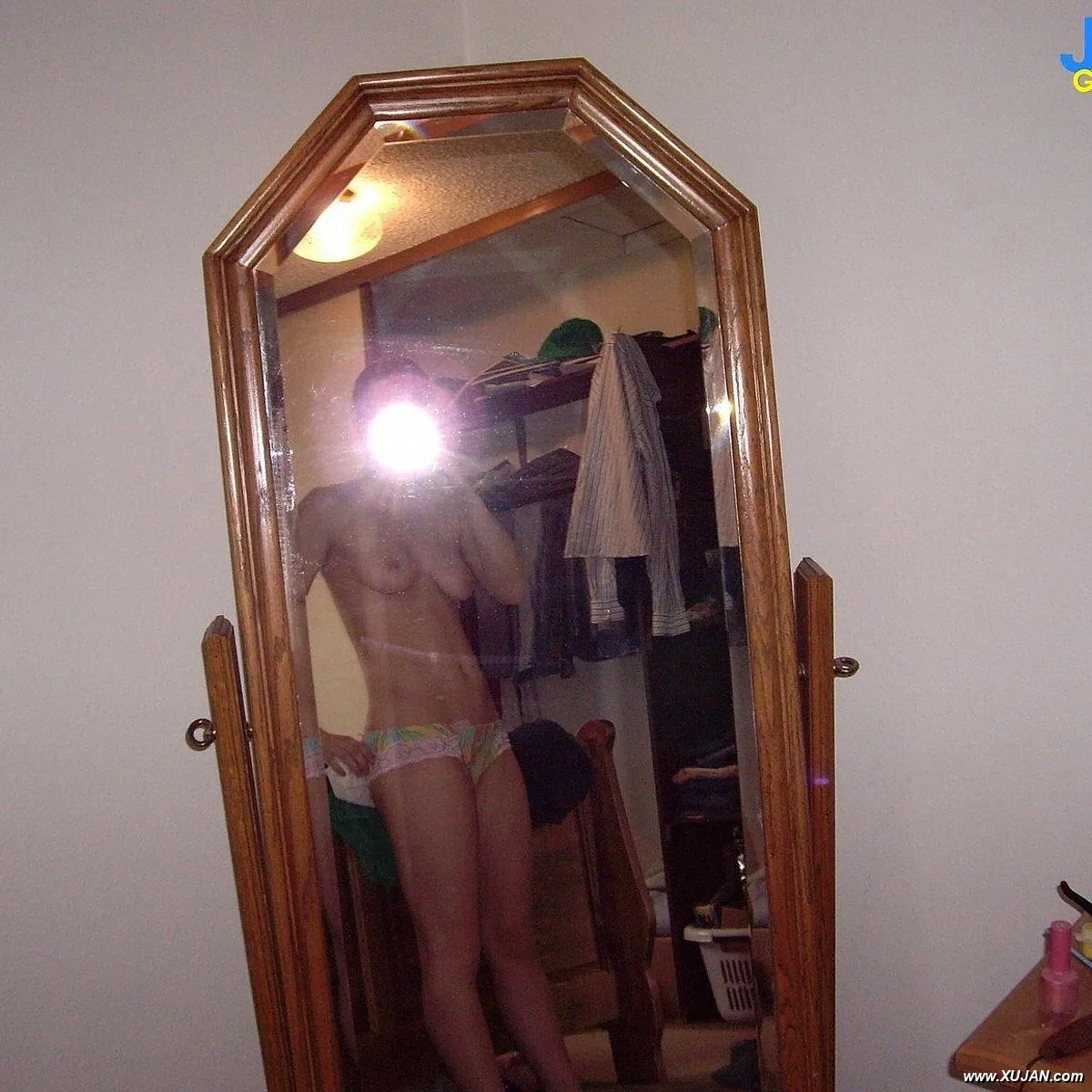 Shaved amateur cutie and her man fuck - Photo #108385