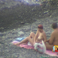 Hot couple has quickie out in the open
