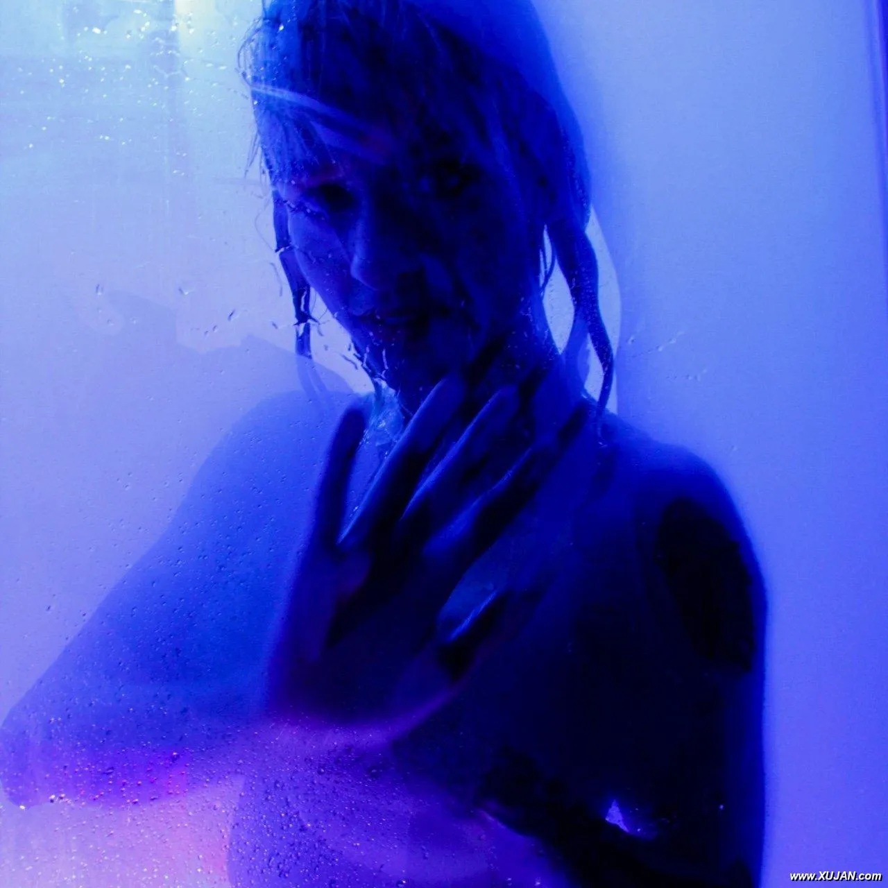 Sexy Sammie takes a shower - Photo #113853