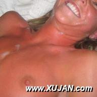Amateur girlfriend naked at home licking cock