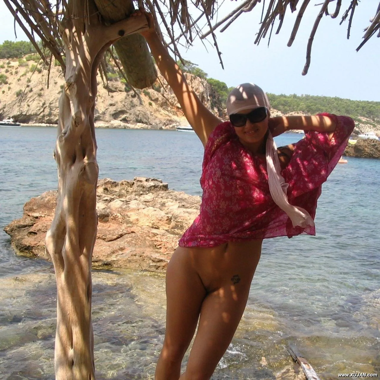 Beautiful young girls with big boobs posing outdoors - Photo #140688
