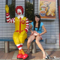 Super sexy teen babe poses naked with her friend