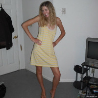 Beautiful teen blonde shows her nude body