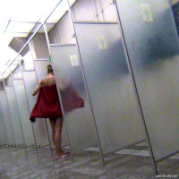 Saggy chick gets undressed right in front of the cam