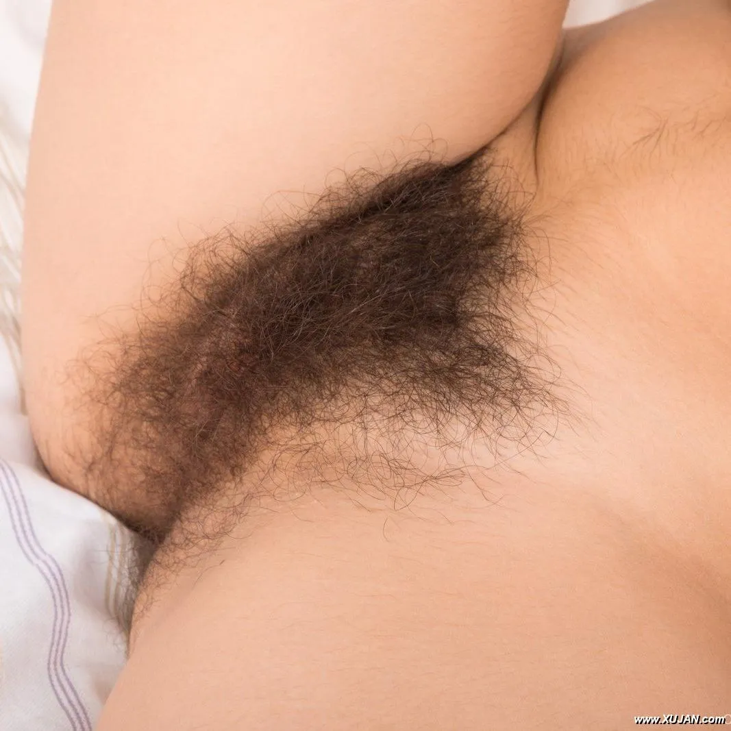 Ole Nina does homework and strips naked in bed - Photo #155032