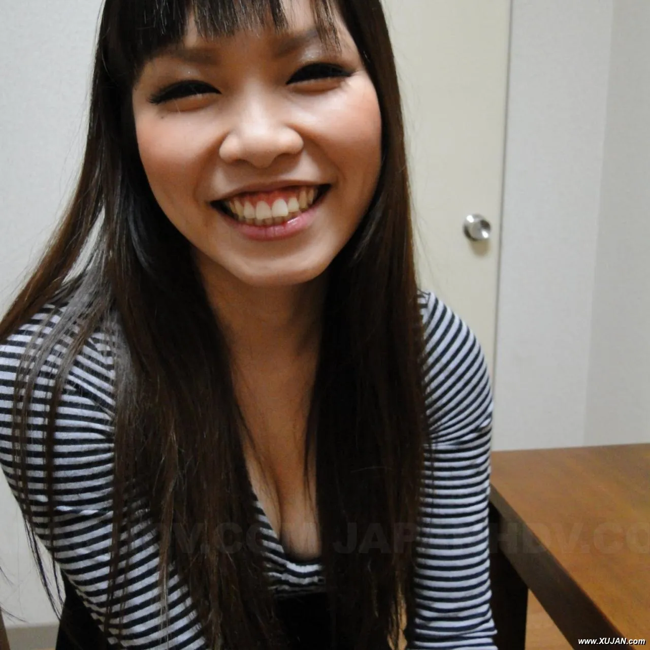 Slutty Asuka has hairy pussy fucked with fingers and cock on table - Photo #165206