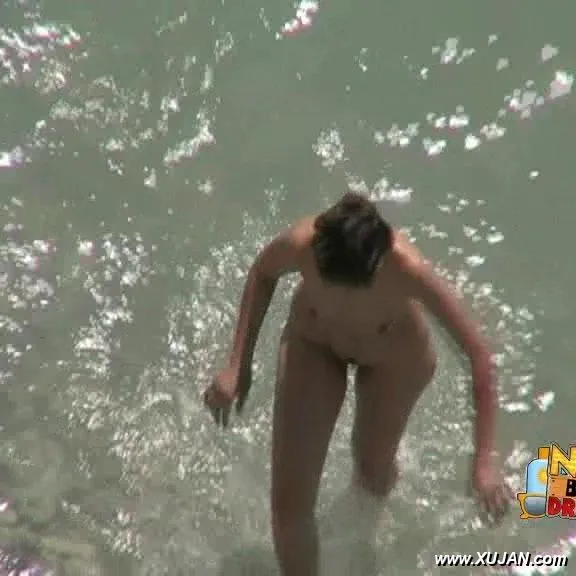 Hot brunette filmed while naked getting by the sea - Photo #166010