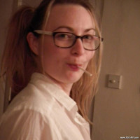 Uk slut rachel enjoys getting facials