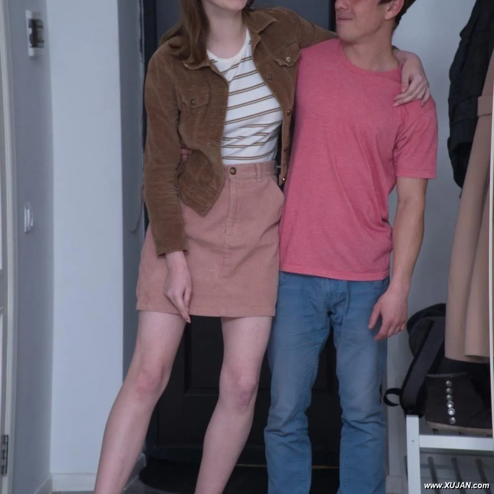 Dude cures nerdy cutie with his talented tongue and cock - Photo #168712
