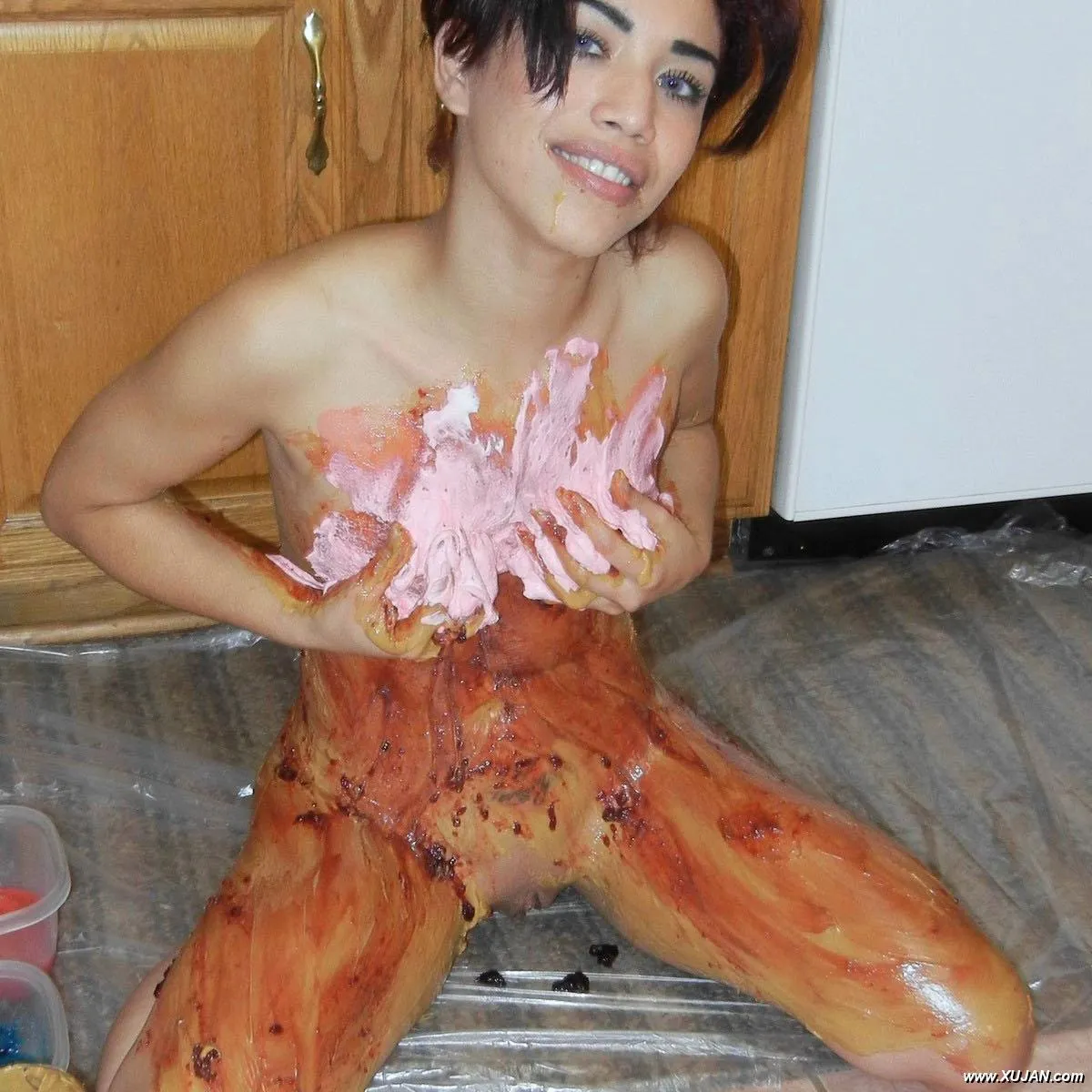Latina coed Sophia gets kinky with peanut butter and jelly - Photo #171303