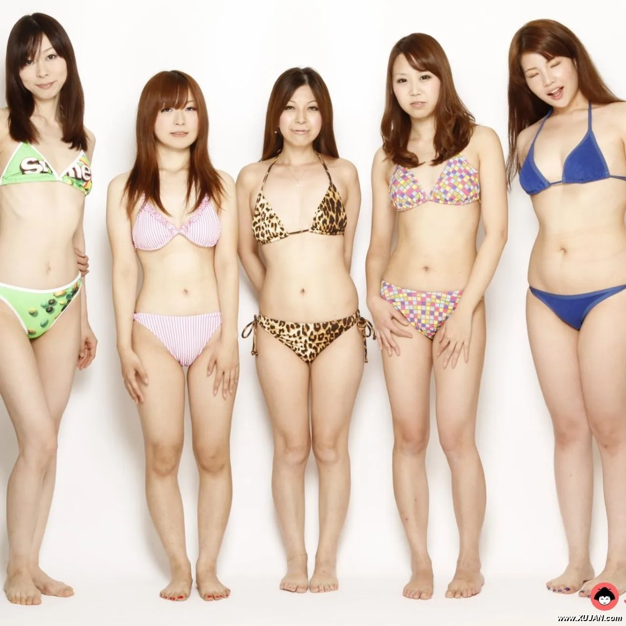 This people orgy shows naked Asian babes and their hairy pussies - Photo #176818