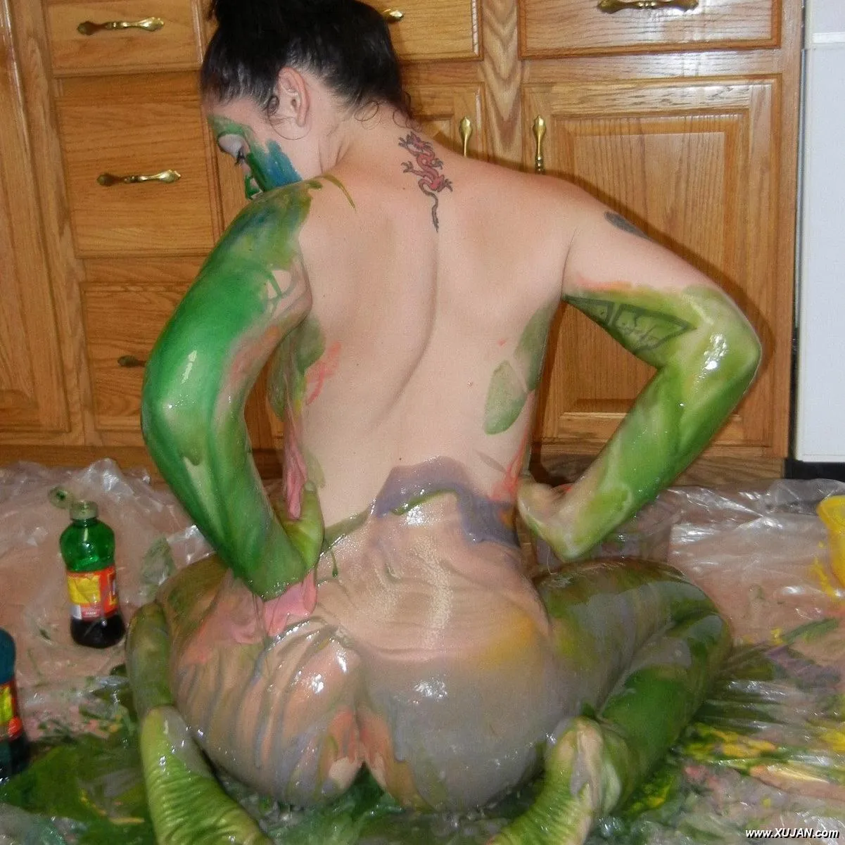 Curvy brunette Melina Mason covered in goo - Photo #181684