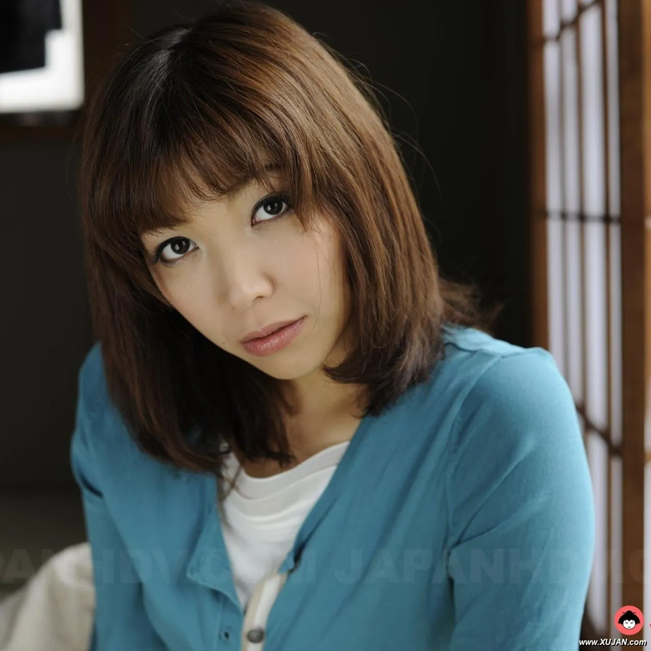 Juri Kitahara shows round tits with big nipples and trimmed pussy - Photo #188446