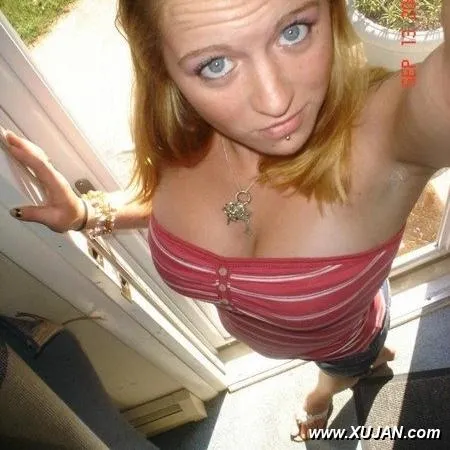 Naked girlfriends posing for the camera - Photo #188567