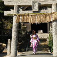 Asian Chiaki wearing a beautiful kimono visits different places