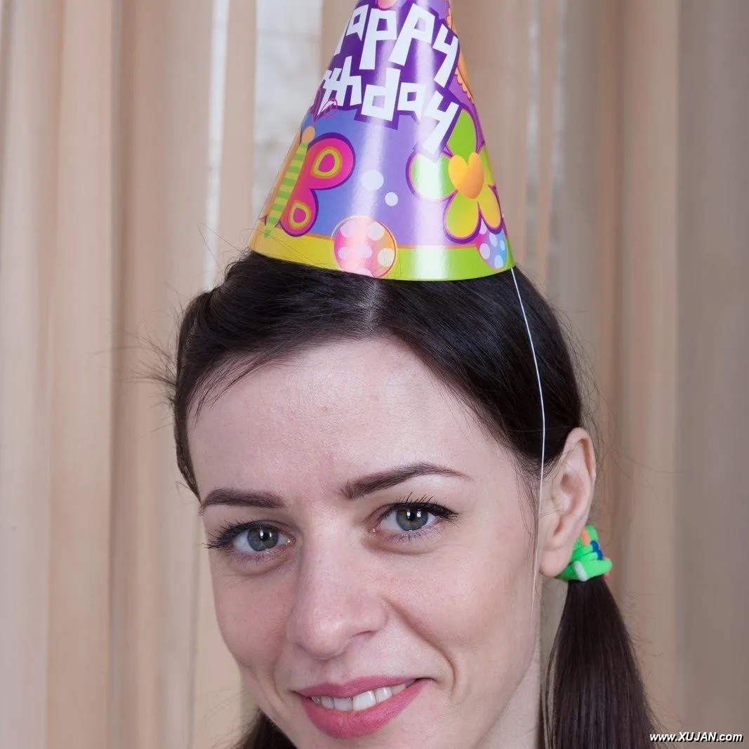 Maria Rosa enjoys her birthday by masturbating - Photo #197912