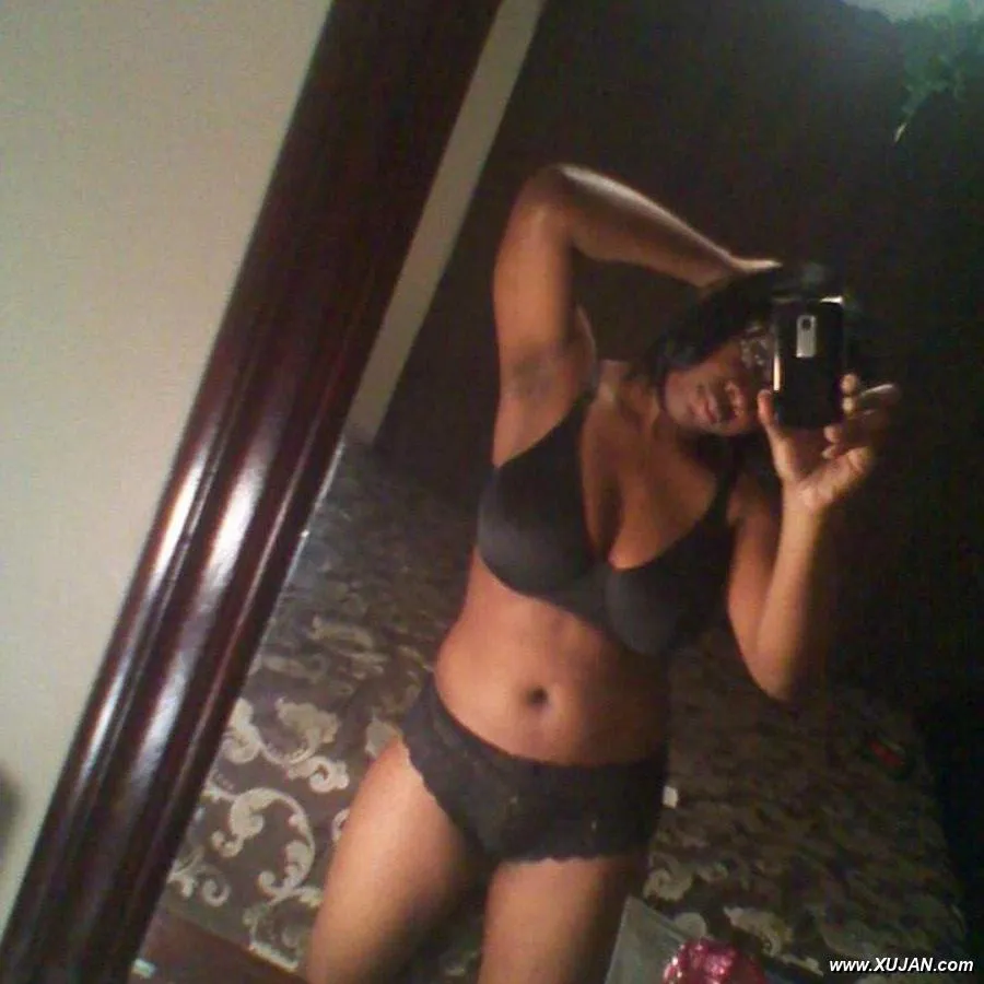 Naughty selfies of horny busty ebony lady - Photo #200340