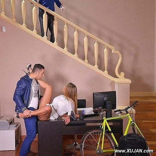 Scrumptious Shipment: Two Studs Fuck Tight Asshole And Pussy - Photo #205354