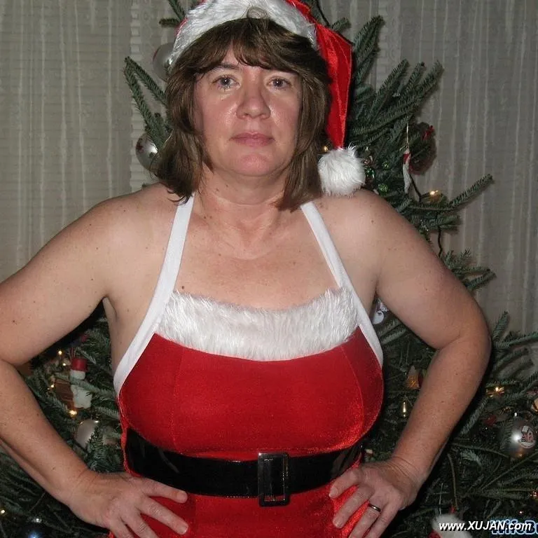 This mature wife sure loves creampies - Photo #205447