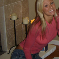 Nudes and blowjobs from this young german wife