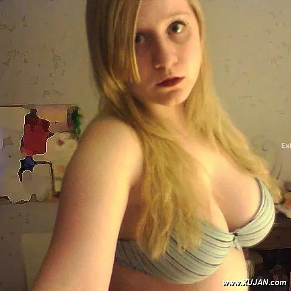 Private pics of real life ex girlfriend fucking at home - Photo #214118