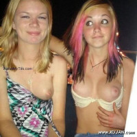 Heavychested chicks teasing on cam
